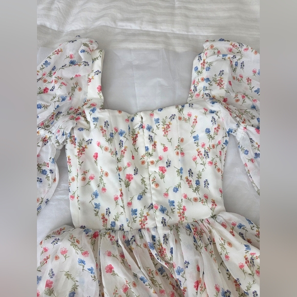 White Posy Print House of CB 'Sancia'-XS - Picture 11 of 16